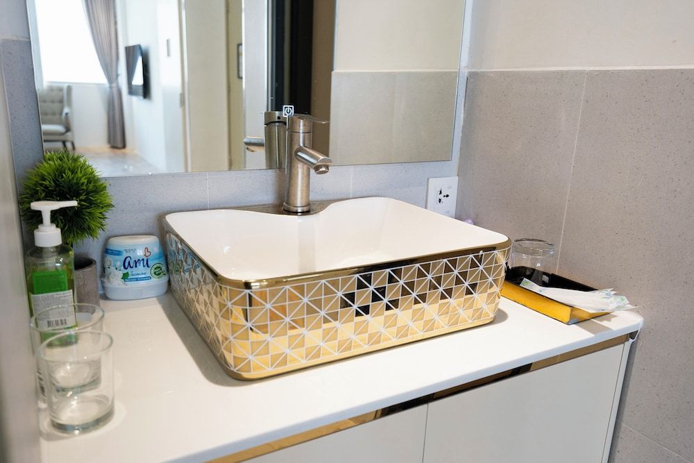 THE ONE Saigon - ANGIA Hospitality Deluxe Apartment, 3 Bedrooms, Kitchen, City View 16