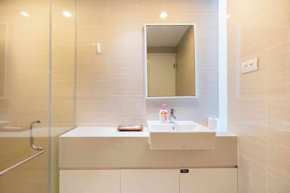 THE ONE Saigon - ANGIA Hospitality Deluxe Apartment, 2 Bedrooms, Kitchen, City View 14