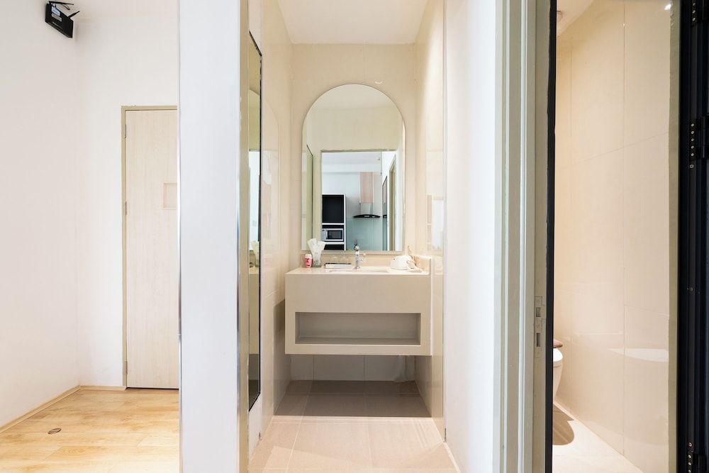 THE ONE Saigon - ANGIA Hospitality Deluxe Apartment, 3 Bedrooms, Kitchen, City View 17