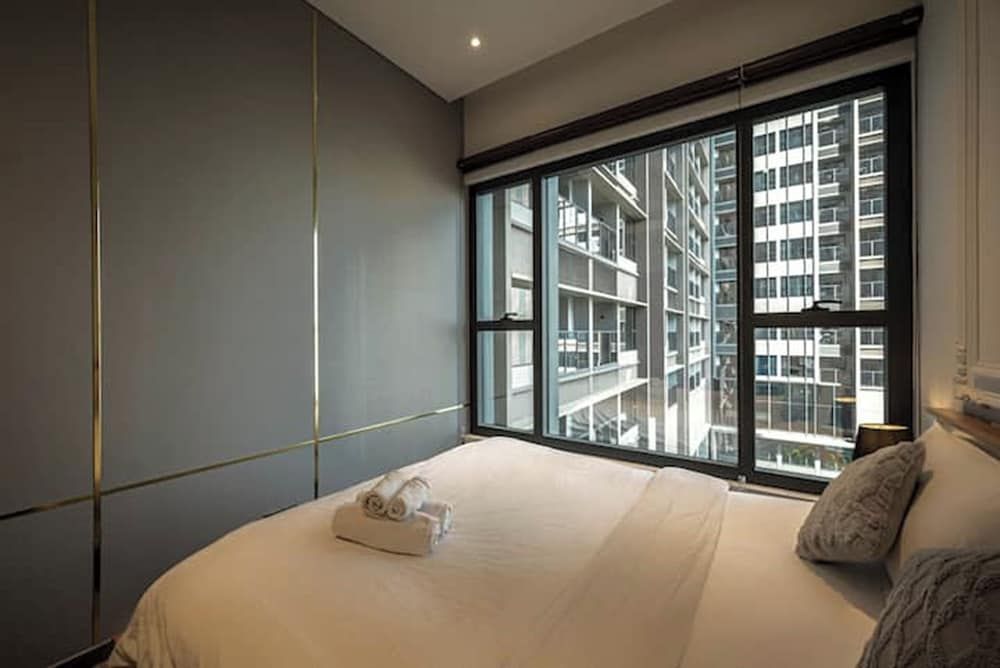 Royal Suite, 1 Bedroom, City View, Courtyard Area