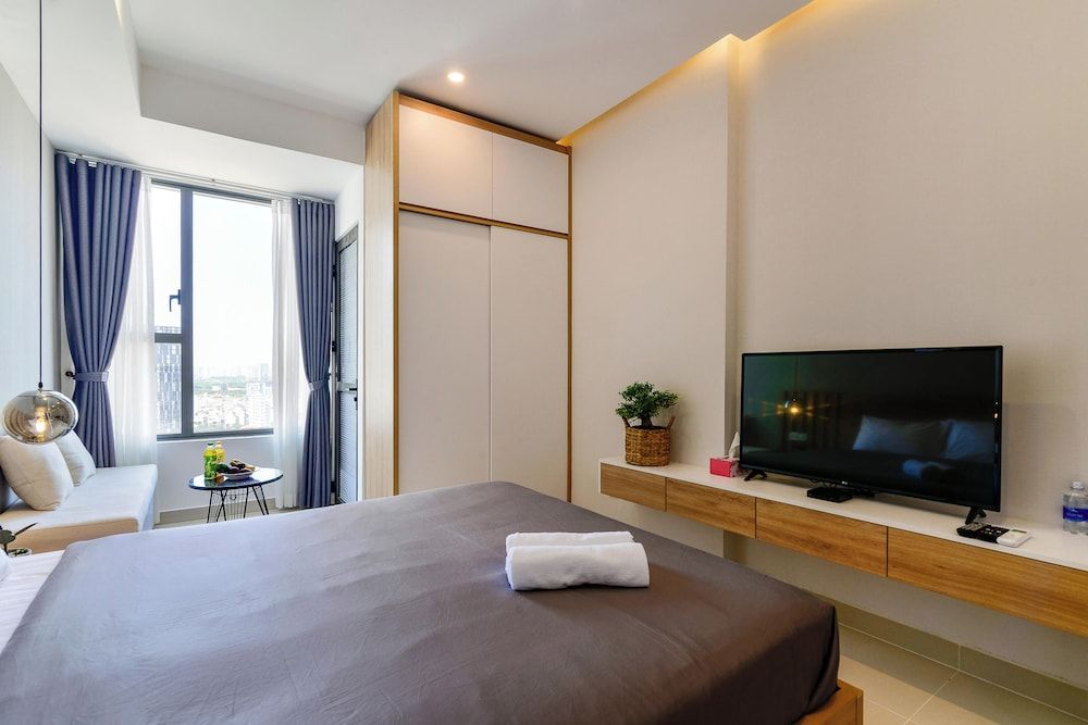 Luxury Apartment, Private Pool, River View