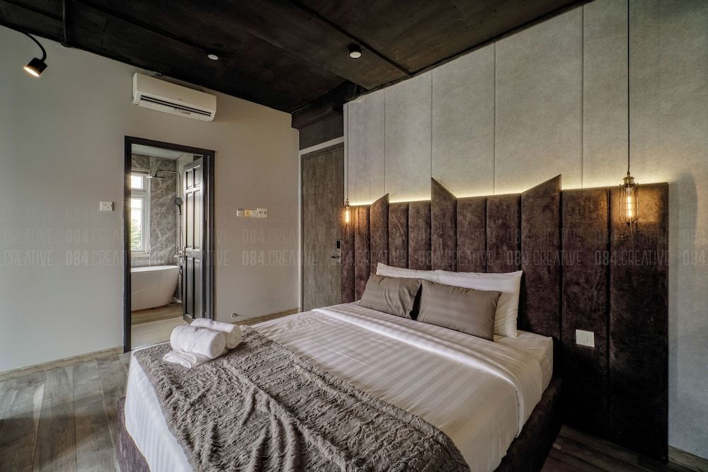 Deluxe Room, Bathtub
