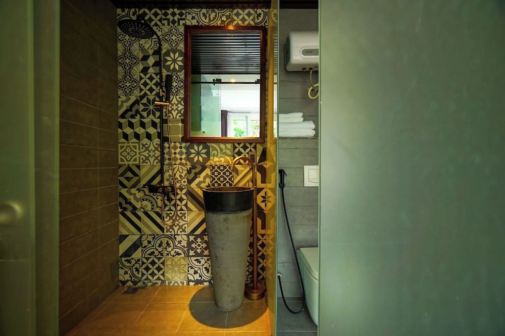 Nexus House Lang Bao Chi Studio with Balcony 11