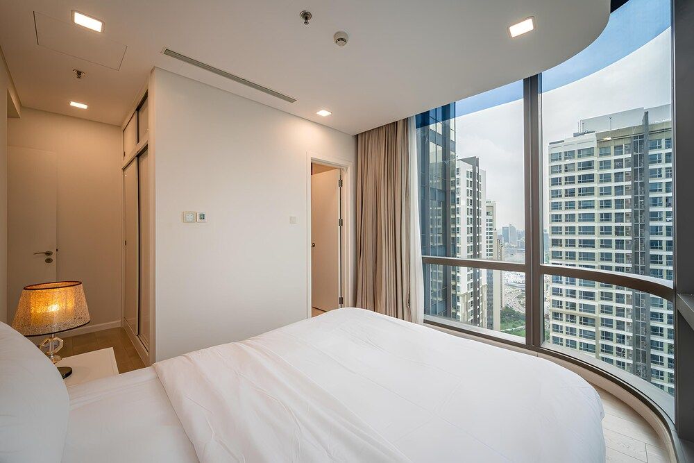 Premium Apartment, 3 Bedrooms, City View