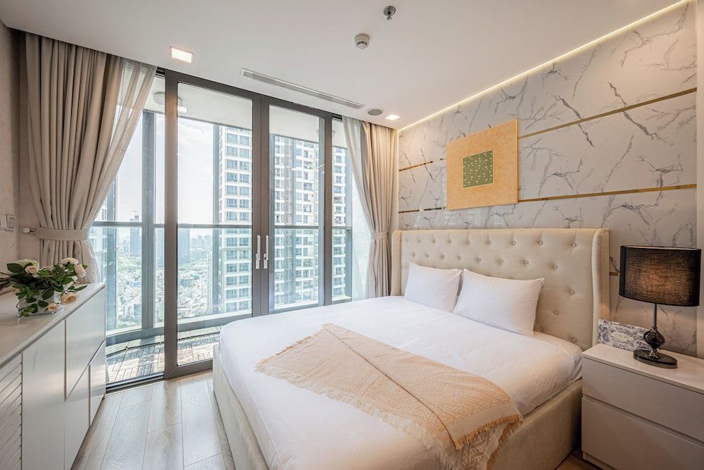 Deluxe Apartment, 1 Queen Bed, Kitchen, City View