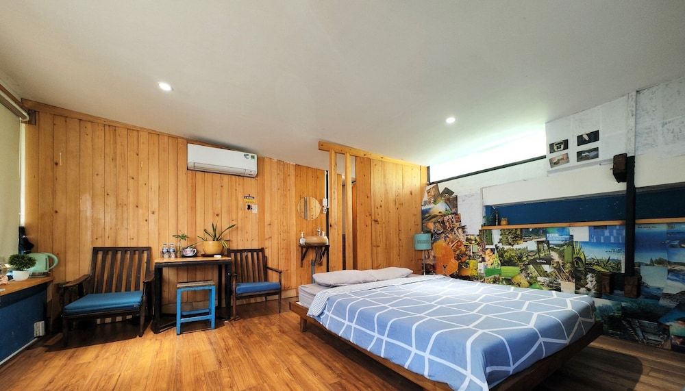 Signature Room