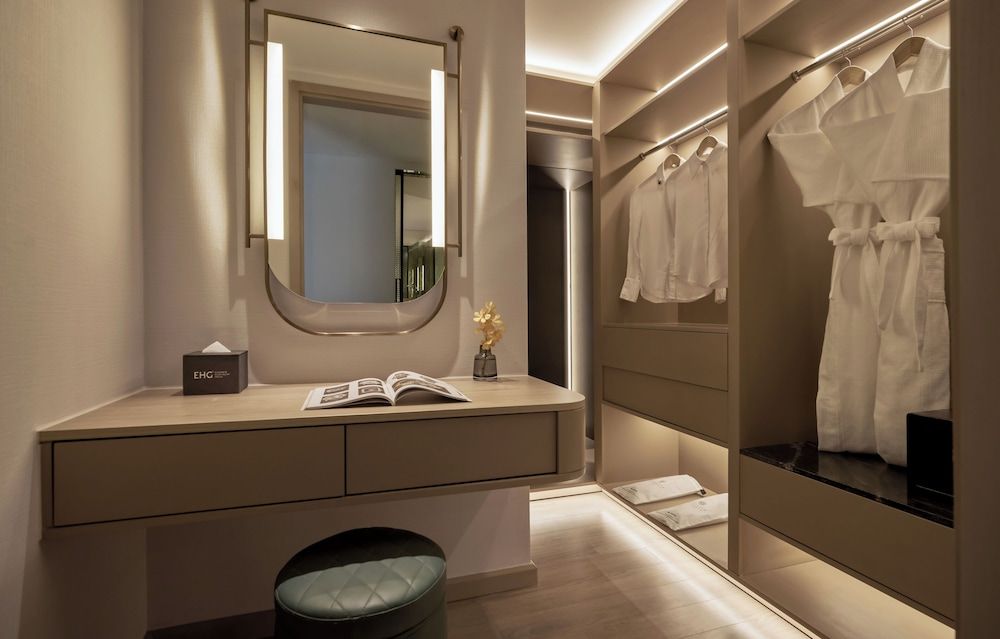 The Owner's Suite