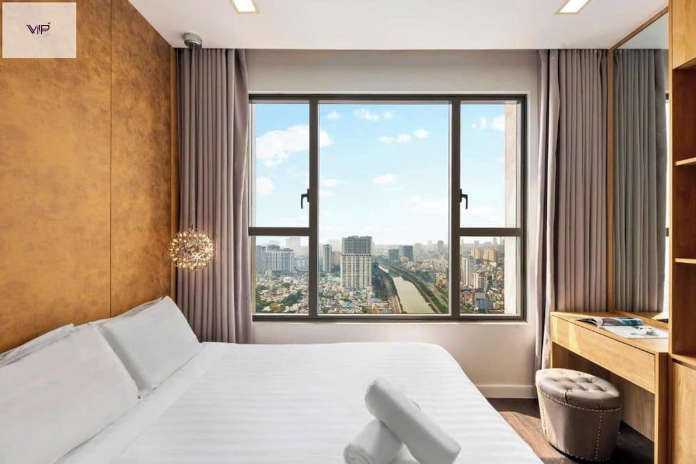Luxury Apartment, 3 Bedrooms, Patio, City View