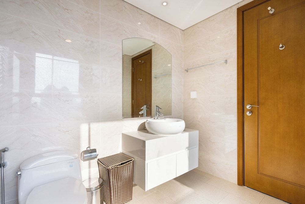 Luxury Apartment, 2 Bedrooms, Balcony, City View