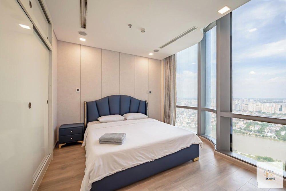 Luxury Apartment, 1 Bedroom, Balcony, City View