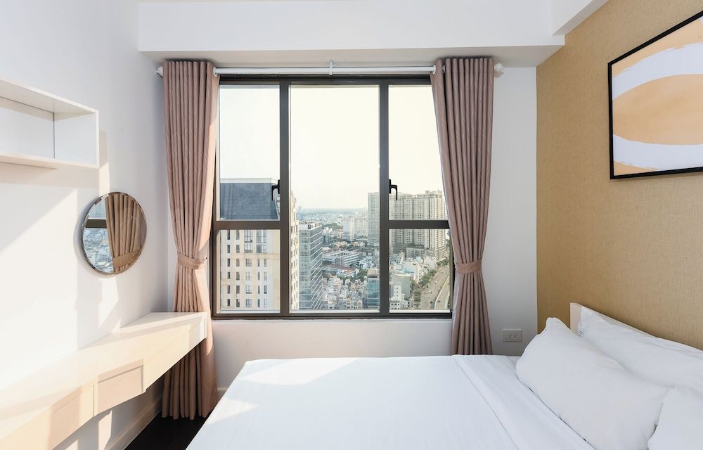 Luxury Apartment, Balcony, City View