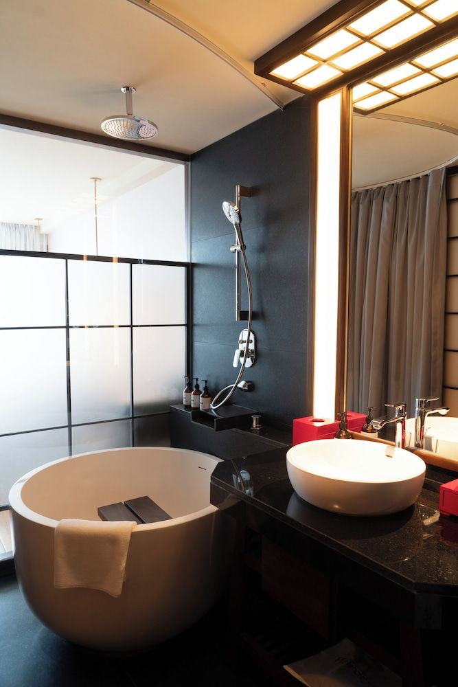 Suzu Saigon -  A Boutique Hotel Kasen Double Room 5