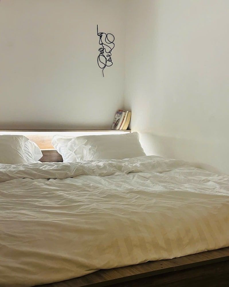 Deluxe Studio Suite