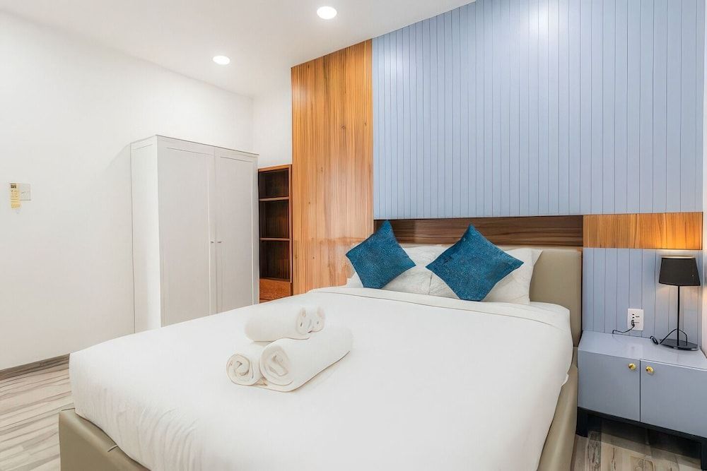 Superior Apartment, 3 Bedrooms, Kitchen, City View