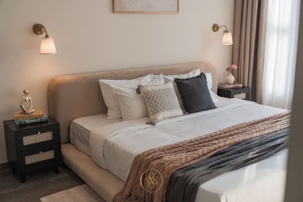 Exclusive Room, 4 Bedrooms, City View
