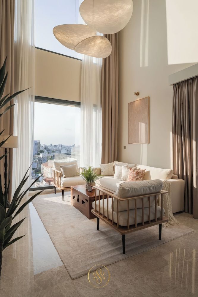Exclusive Room, 4 Bedrooms, City View