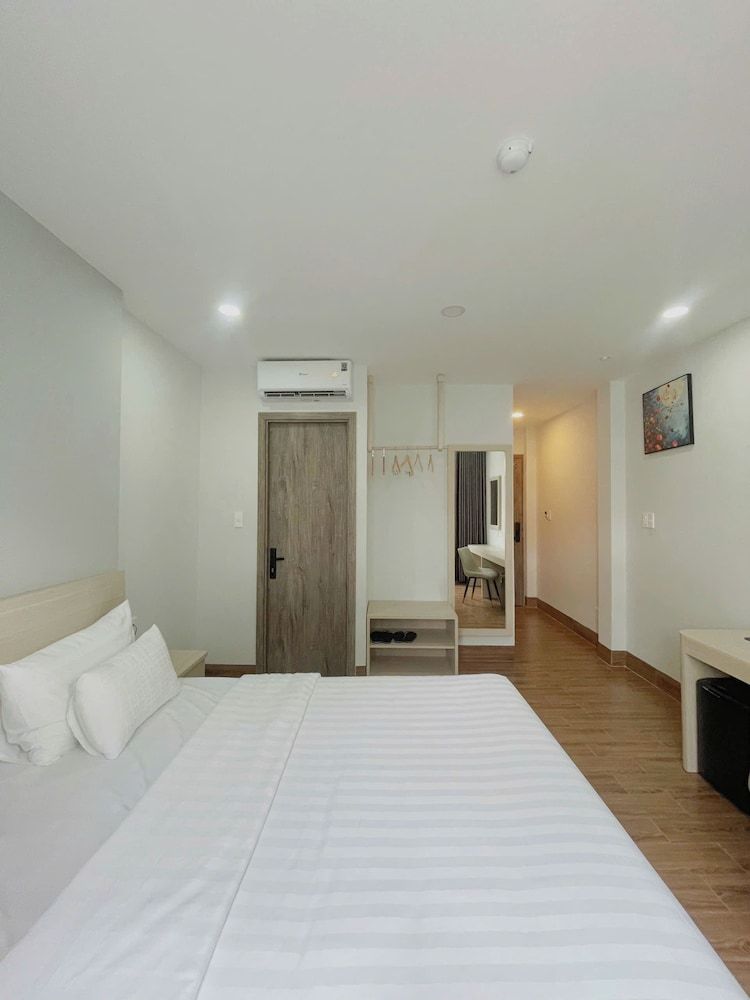 Luxury Double Room, 1 Bedroom, Non Smoking, City View