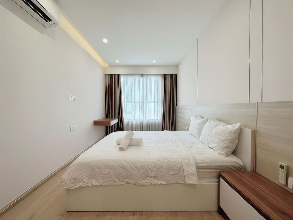 Deluxe Apartment, 3 Bedrooms, Kitchen, City View