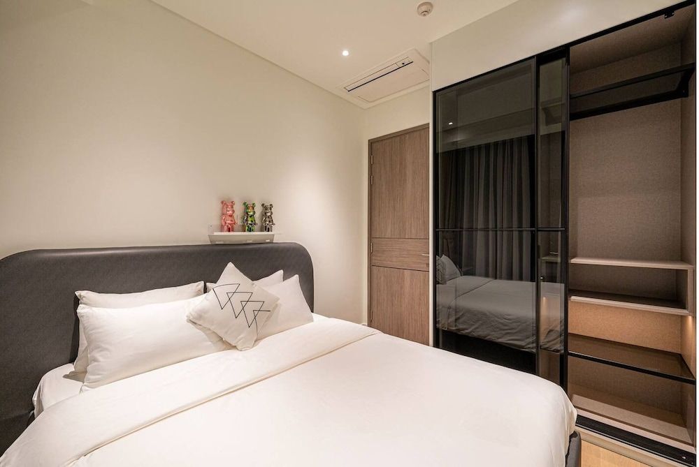 Luxury Apartment, 2 Bedrooms, Balcony, City View