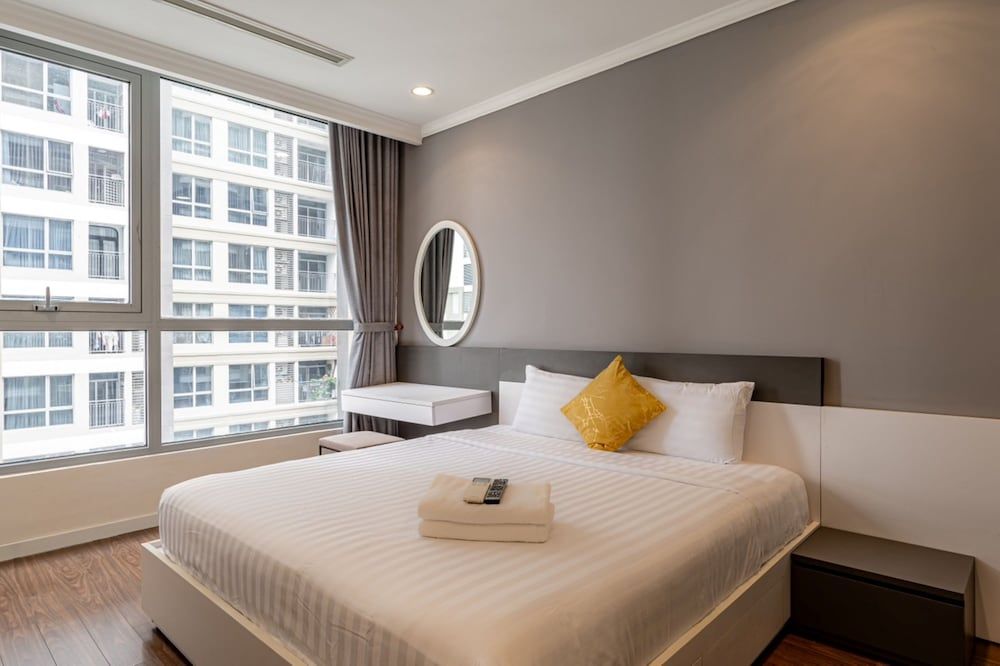 Superior Apartment, 2 Bedrooms, Balcony, Courtyard View