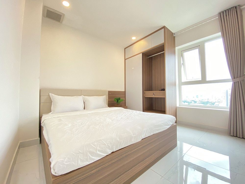 Superior Apartment, 2 Bedrooms, Kitchen, City View