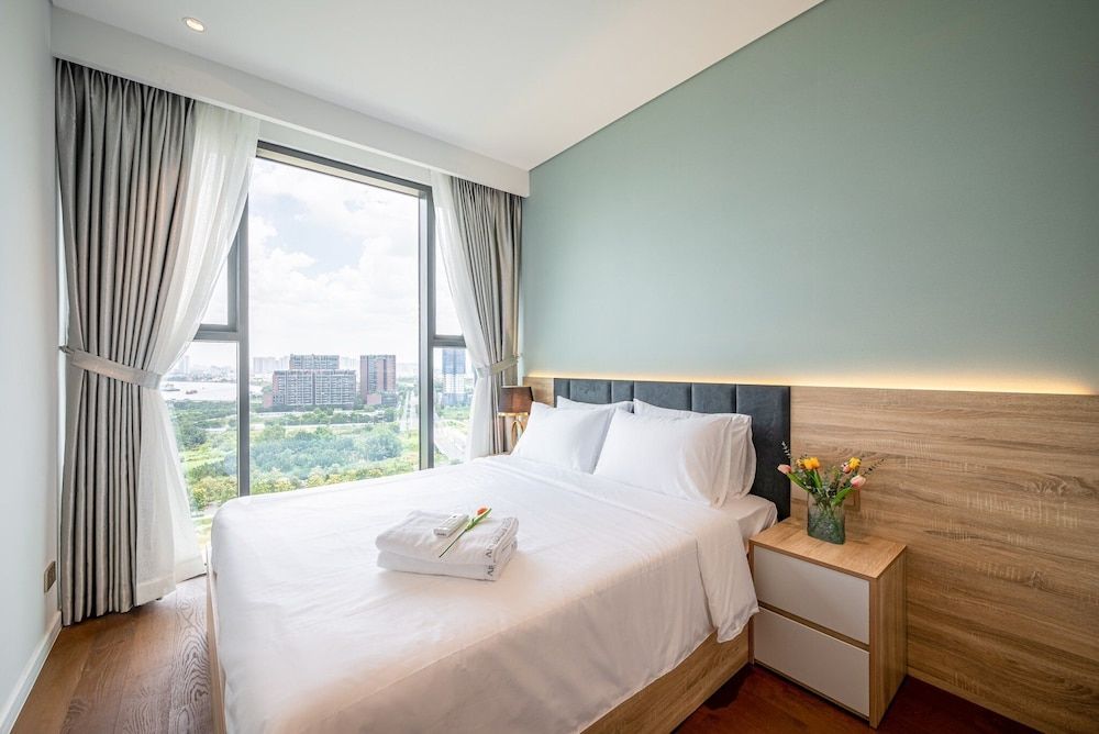 Presidential Suite, 2 Bedrooms, Business Lounge Access, City View