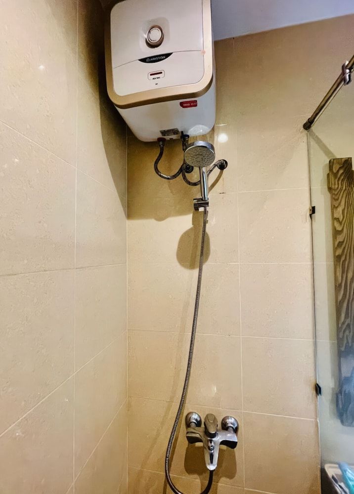 RAINBOW Sky Center TSN Airport Superior Studio, 1 Queen Bed, Kitchen, City View 5