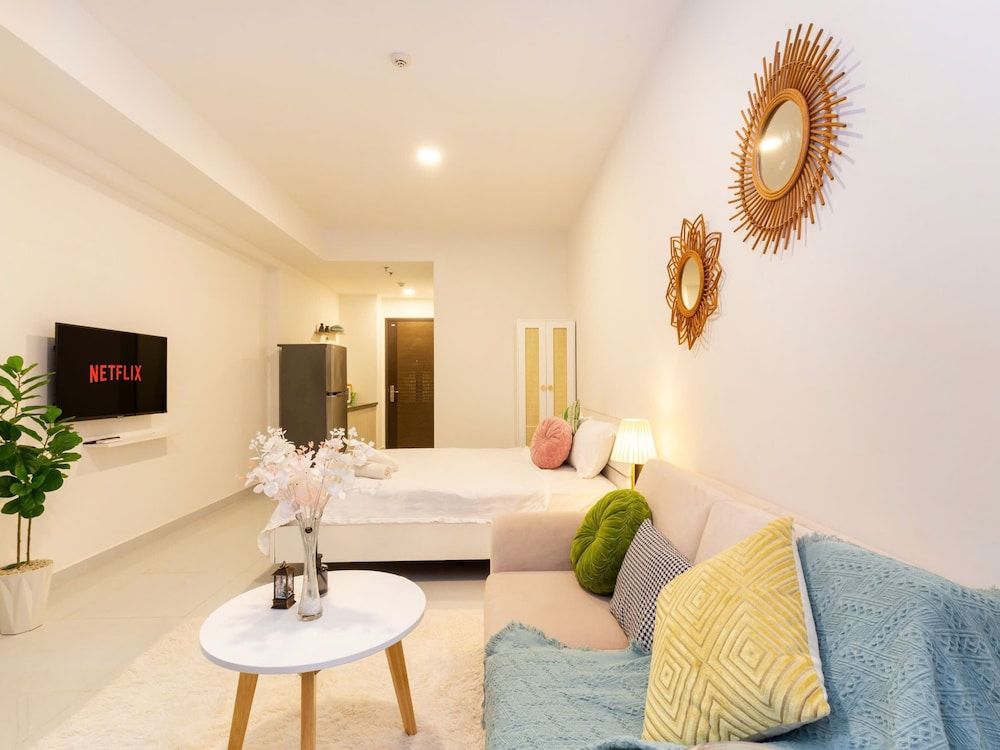 SOHO Citypoint Central Suites Deluxe Studio, 1 Bedroom, City View 9