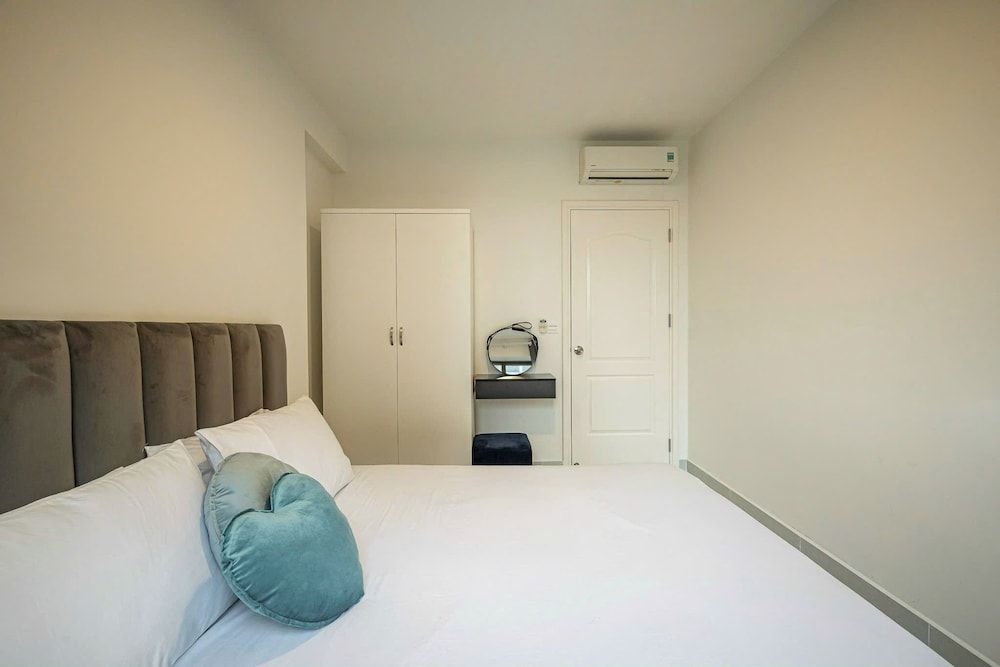 SOHO Citypoint Central Suites Deluxe Apartment, 2 Bedrooms, City View 4