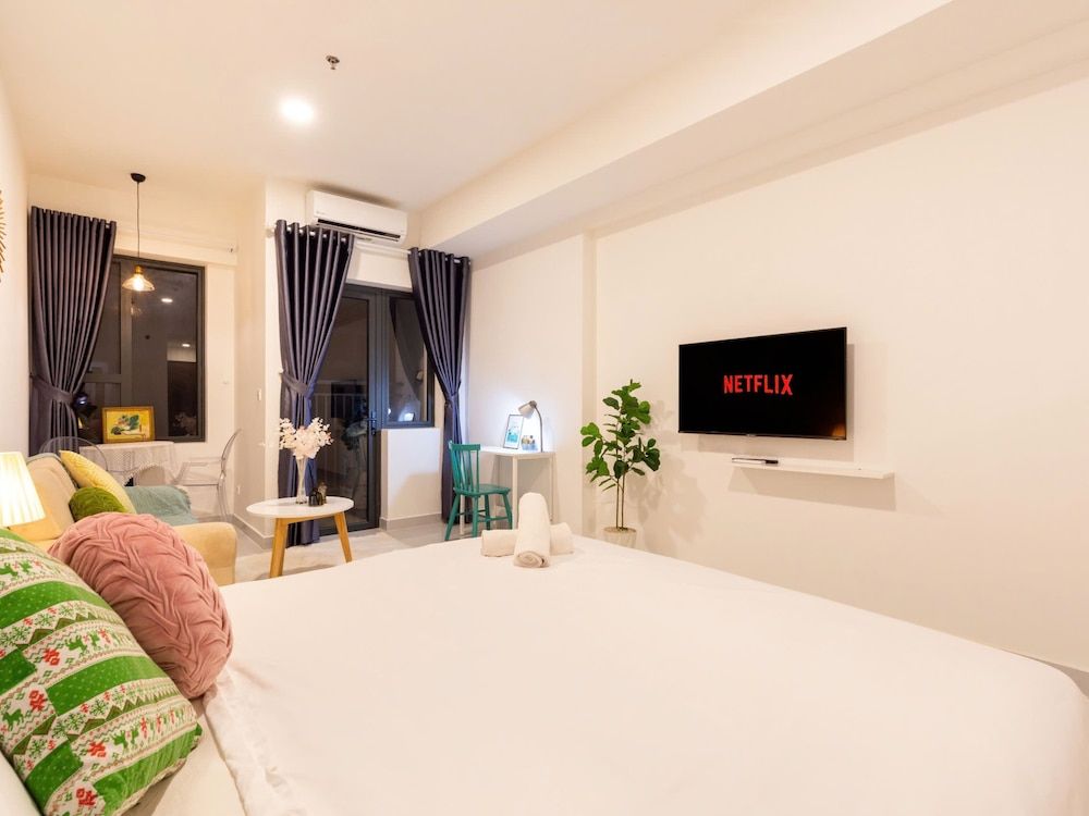SOHO Citypoint Central Suites Deluxe Studio, 1 Bedroom, City View 10
