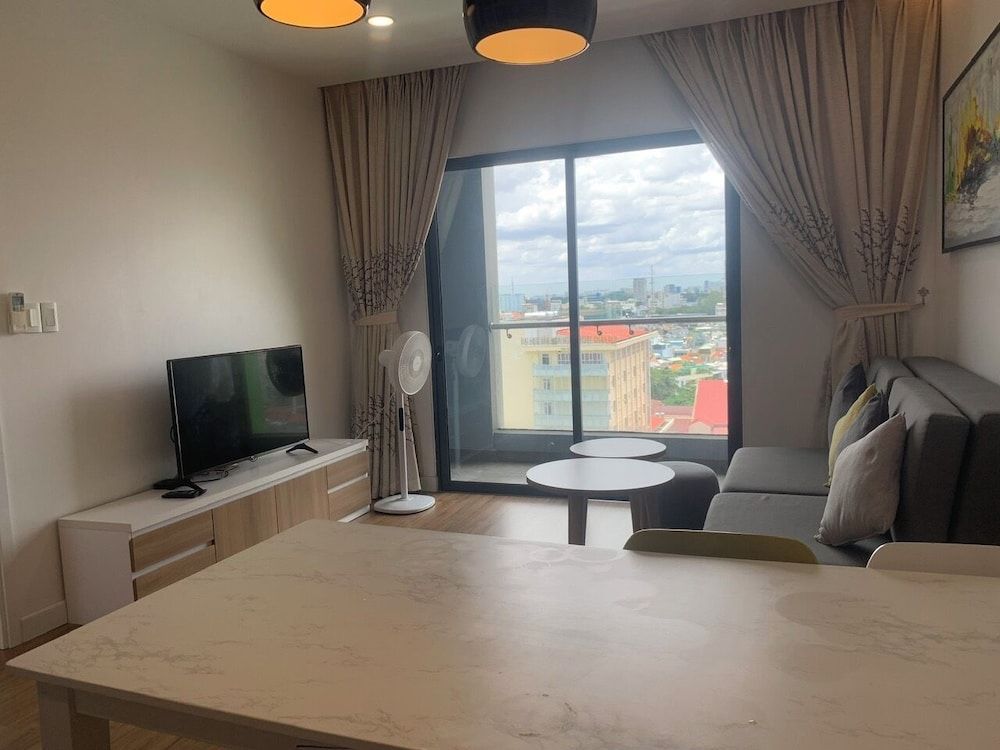 The Wellington-Republic Plaza Airport Luxury Apartment, Balcony, City View 12