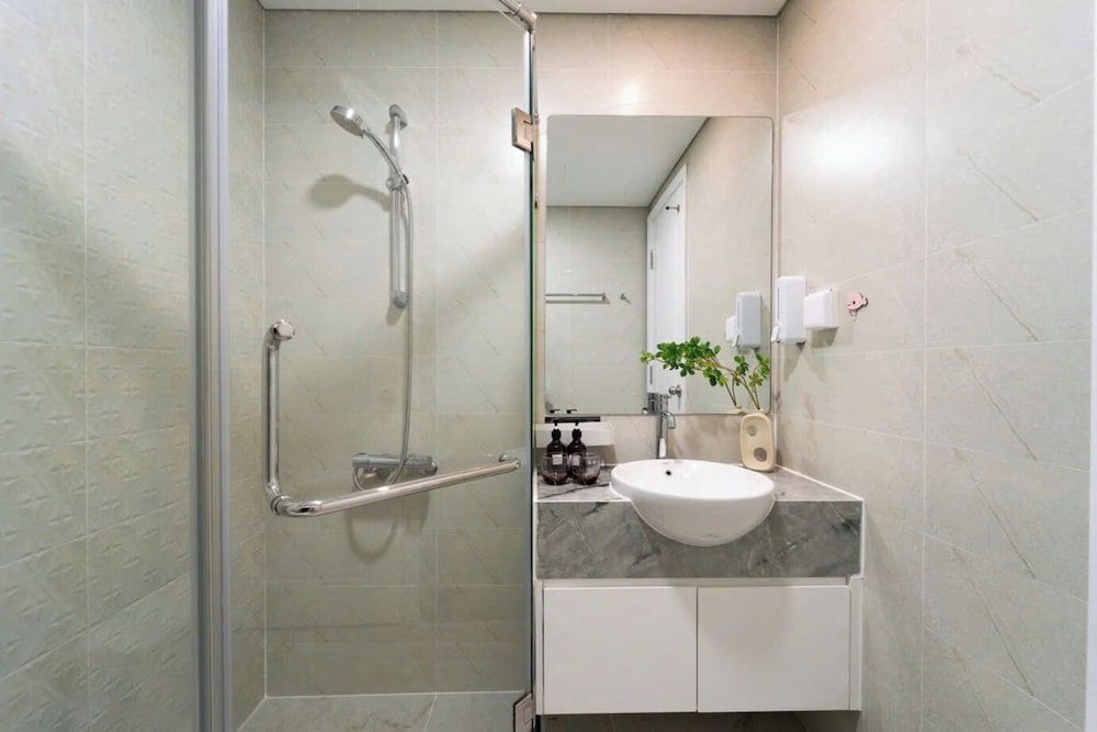 Saigon Landmark Riverside Apartment Panoramic Apartment, 1 Bedroom, Balcony, City View 13