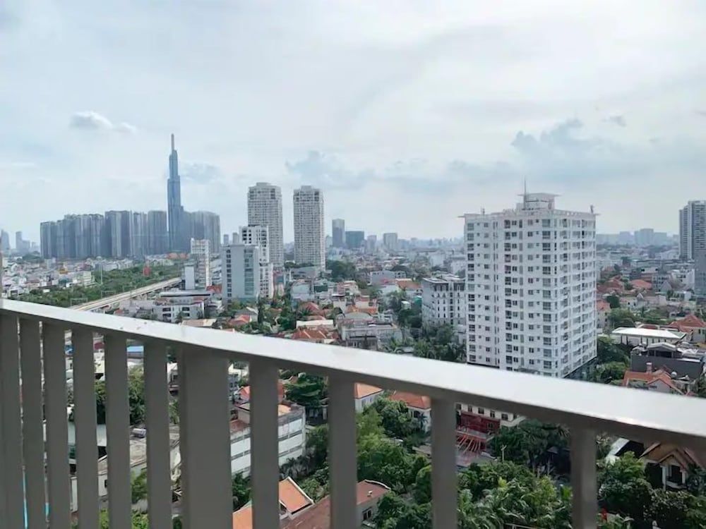 Masteri Thao Dien Deluxe City View Family Apartment, Balcony, City View 16