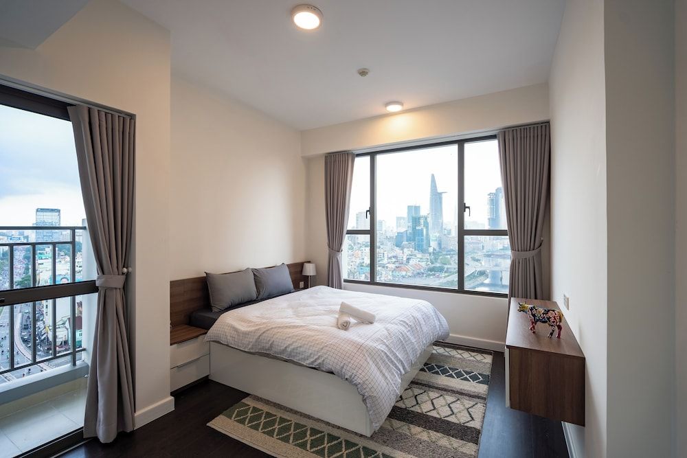 Refined Saigon - Rivergate Apartment Family Apartment, 3 Bedrooms, City View