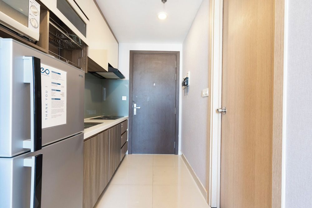 Refined Saigon - Rivergate Apartment Family Studio, 1 Queen Bed with Sofa bed, City View 12