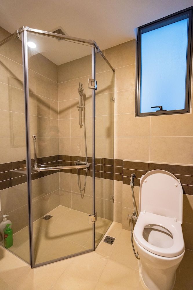 Refined Saigon - Rivergate Apartment Family Apartment, 3 Bedrooms, City View 6