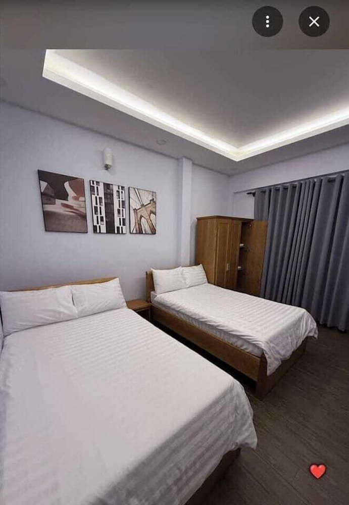 Family Double Room Single Use, Courtyard View