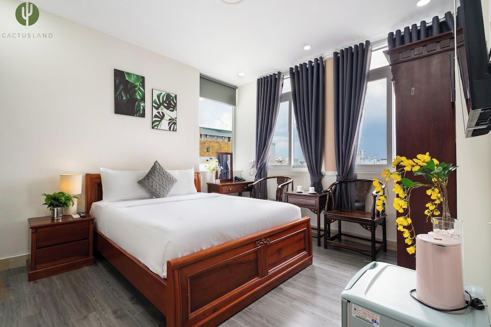 Deluxe Room, City View