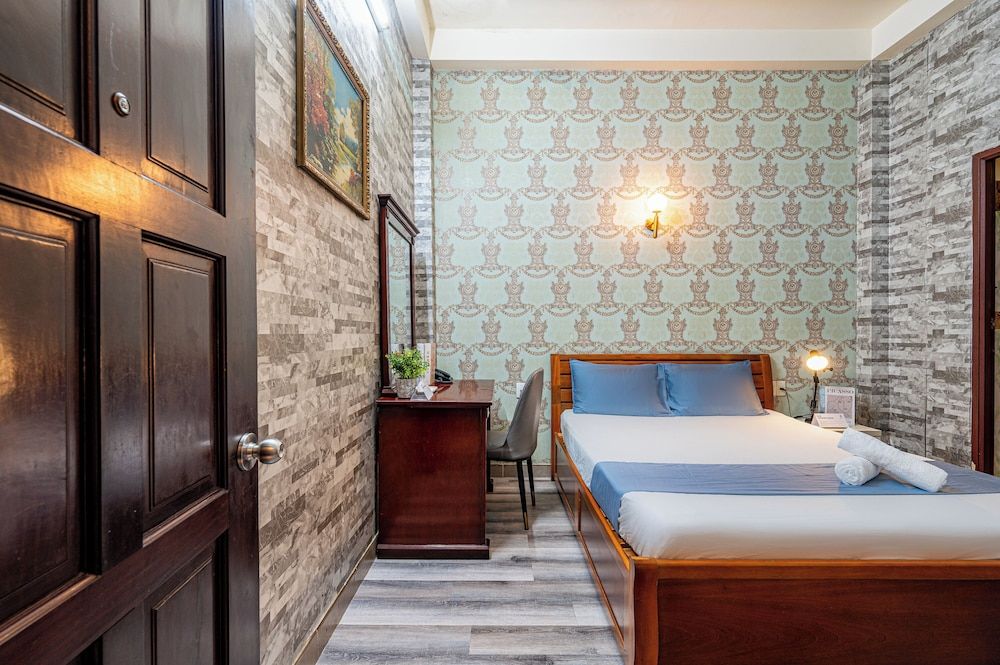 Standard Double Room, City View
