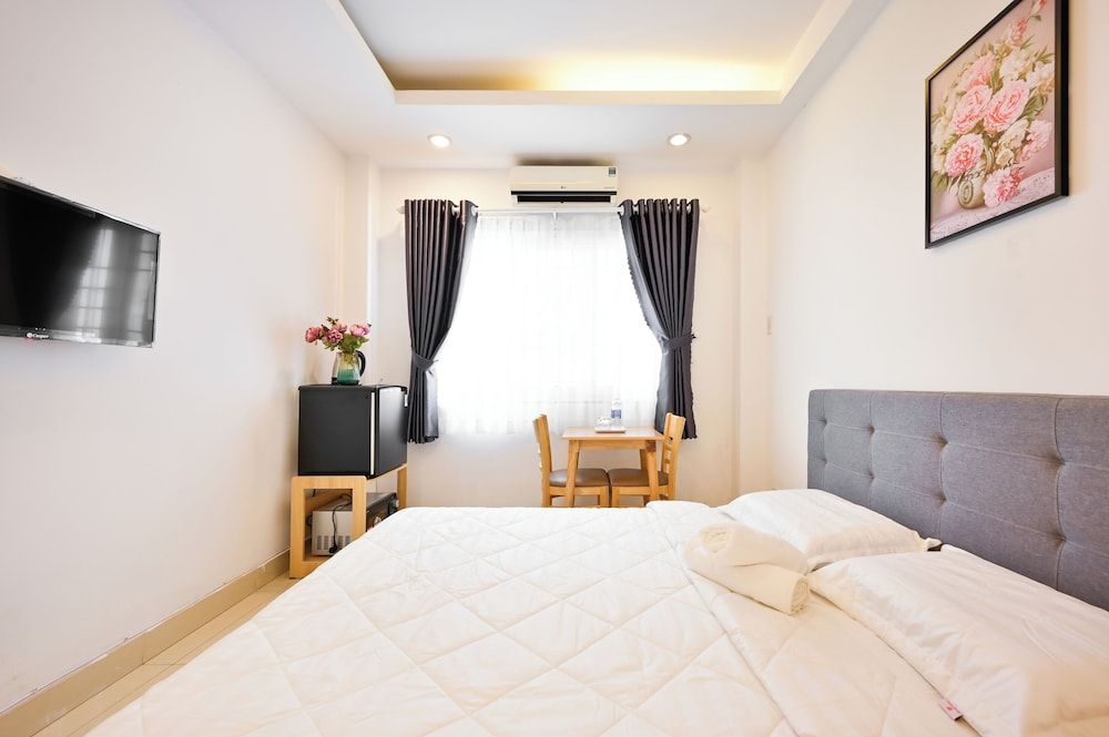 Economy Double Room, 1 Queen Bed