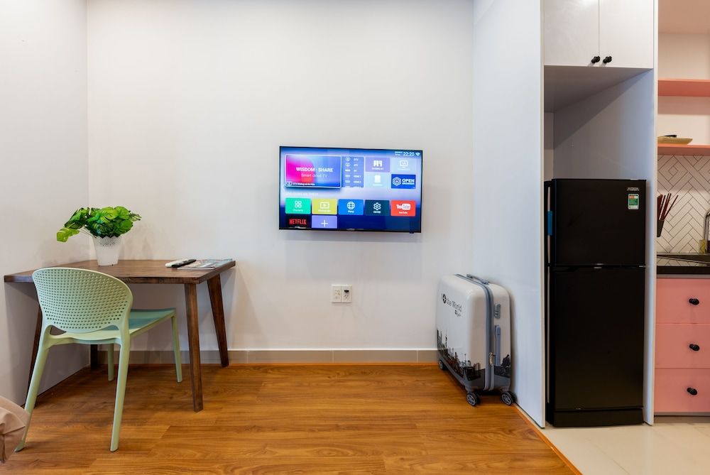 RIVERGATE apartment infinity pool & Gym Basic Apartment 7