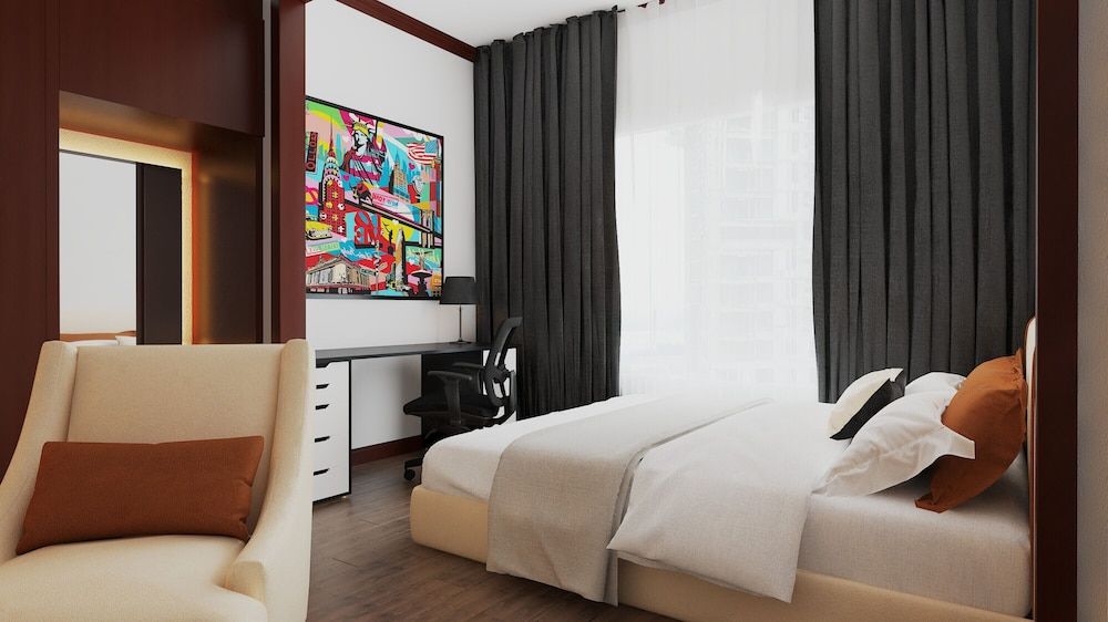 Comfort Apartment, 1 King Bed, City View