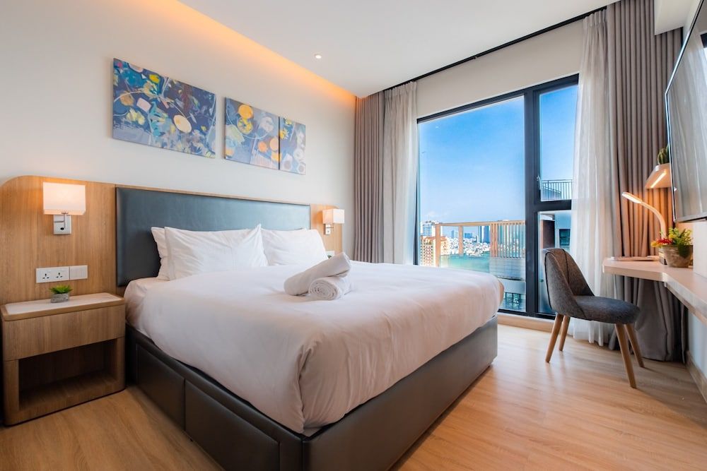 Deluxe Apartment