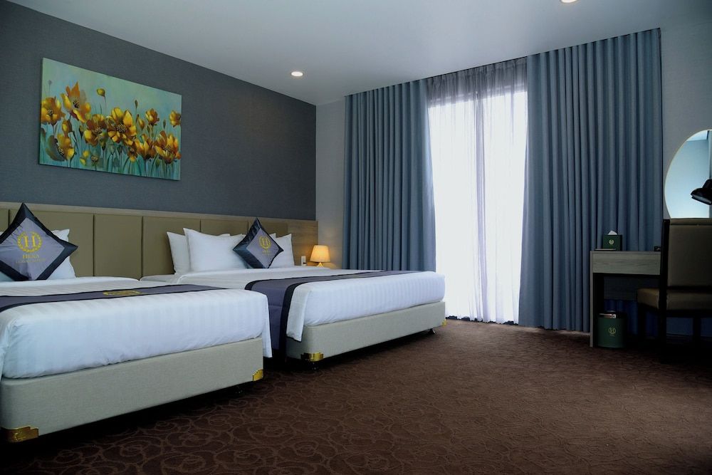 Royal Suite, Balcony, City View