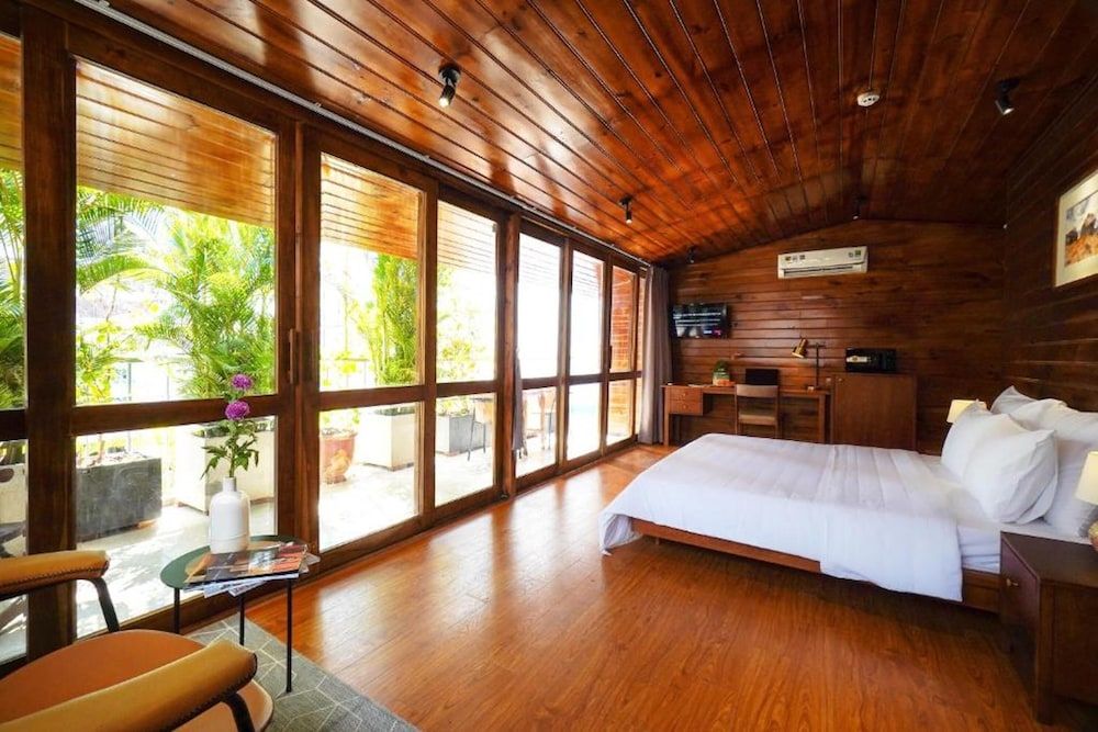 Nexus House Thao Dien Signature Suite with Jacuzzi and Terrace 4