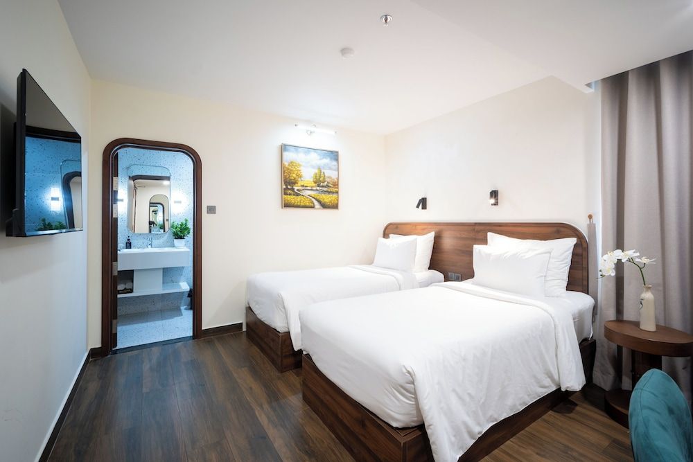 Ground Floor Twin Room - No Window