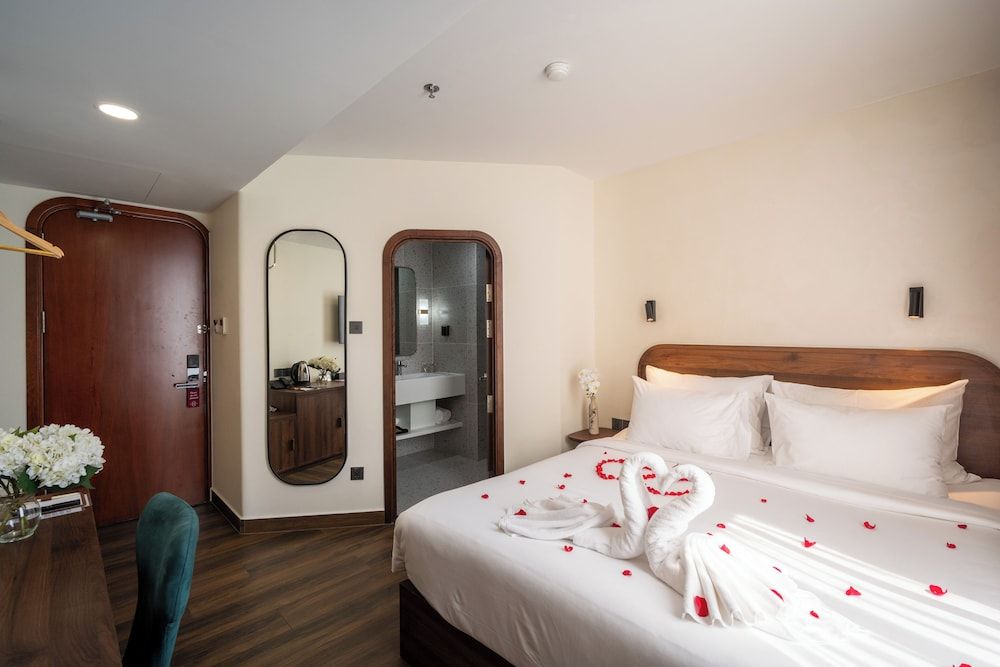 Ground Floor Twin Room - No Window