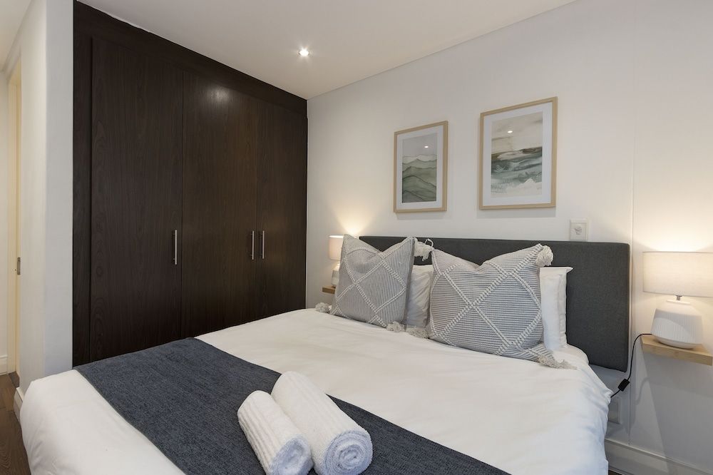 Apartment (2 Bedrooms)