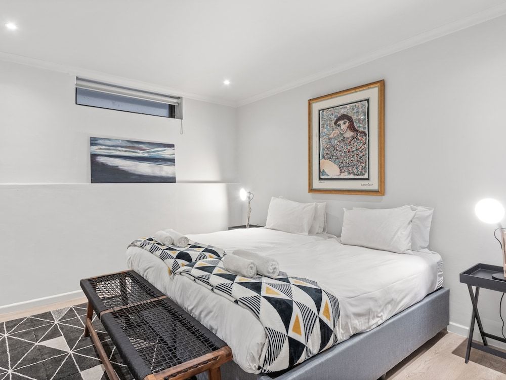 Apartment (3 Bedrooms)