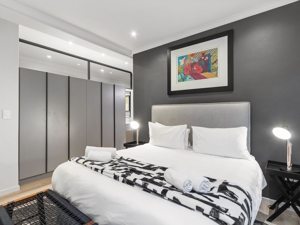 Apartment (3 Bedrooms)